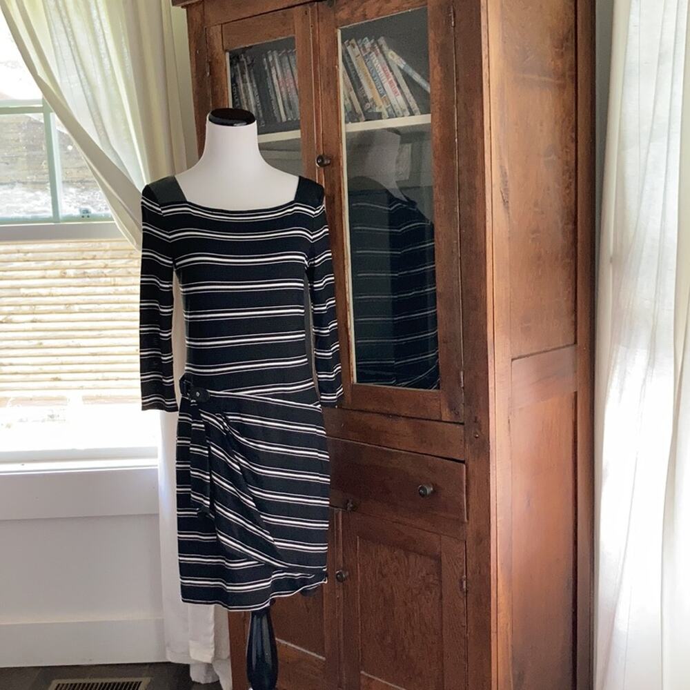 WH/BM Black & White Striped Stretch Pullover Dress, Size 6